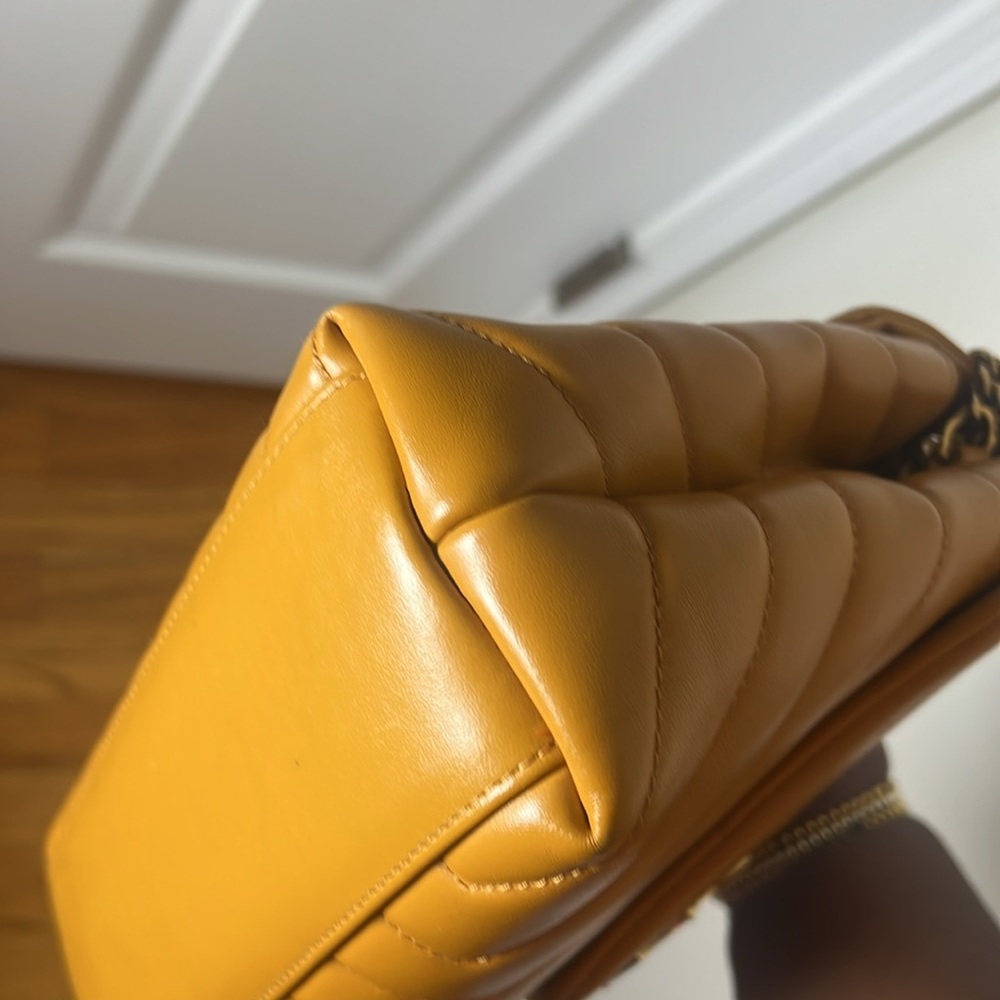 Saint Laurent lou lou , size small in Dark Tan - Picture 4 of 9